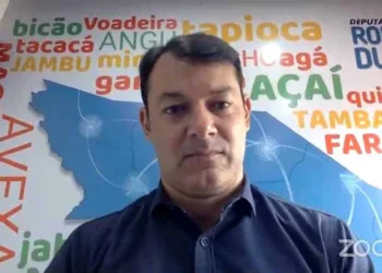 Roberto Duarte questiona prioridade do investimento na duplicação da estrada do aerporto em Cruzeiro do Sul