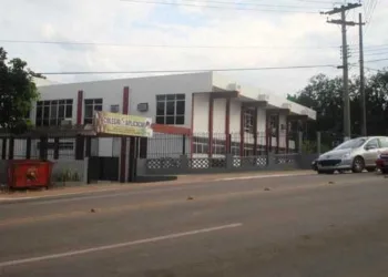 Obra de viaduto adia volta às aulas no Colégio Aplicação e alunos continuarão remanejados