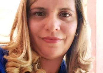Família de professora internada com Covid pede ajuda para levá-la de UTI para São Paulo