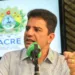 Gladson veta parte da lei que visa contratar médicos formados no exterior