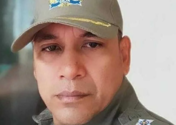 Major da PM é preso em flagrante por agredir e ameaçar a mulher e a sogra