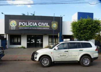 Jovem é assassinado a golpes de ripa, no bairro Floresta