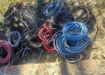 Fios de cobre roubados
