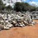 lixão; material elétrico