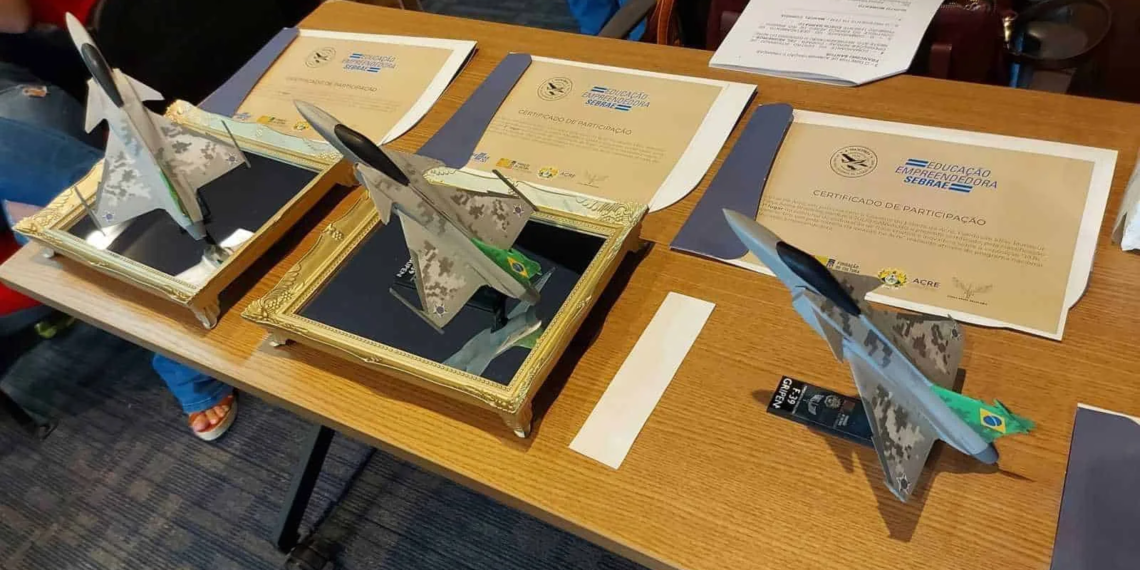 Sebrae e Governo premiam melhor frase sobre história da aviação no Acre