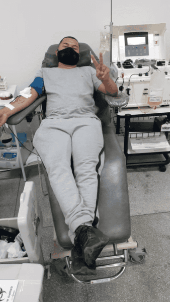Doação sangue; Charlton Menezes
