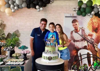 Governador Gladson Cameli e sua Ana Paula comemoraram os 8 anos do filho Guilherme