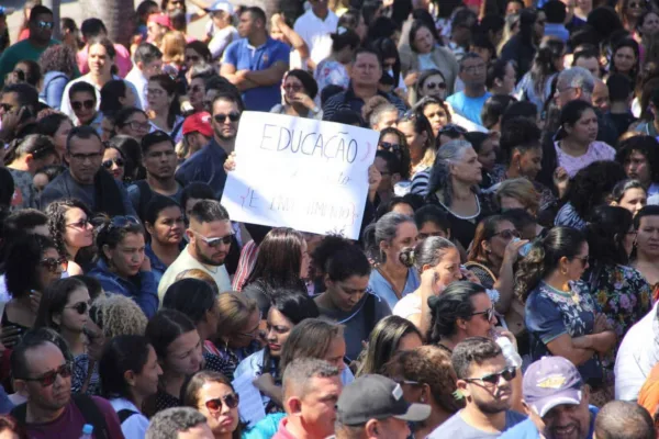 protesto, educação, sinteac, arquivo