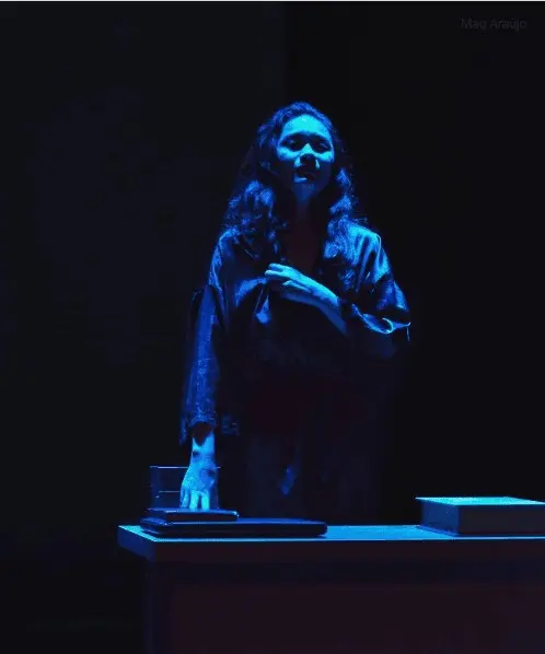 Peça teatral "Depois de Dora" traz reflexões sobre a vida e a morte com humor, drama e críticas