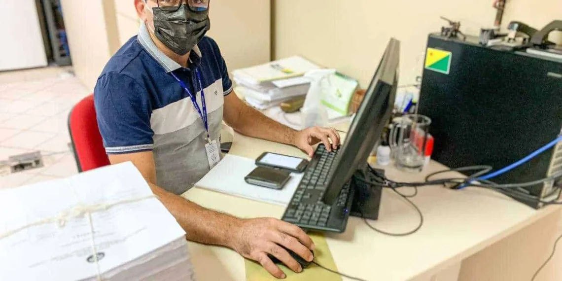 Saammim Araújo, gestor público que presta serviços ao Estado há dez anos. Foto: Ascom/Sefaz