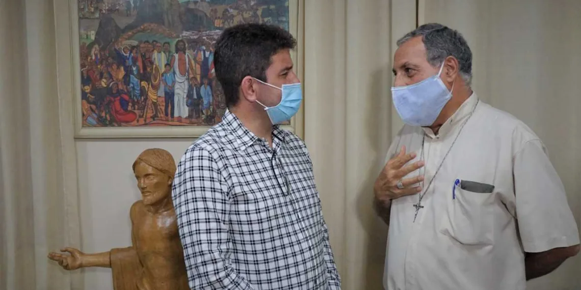 Governador visita Diocese de Rio Branco e garante retomada de convênios com o Estado