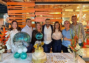 Empresário Rizomar Araújo foi aniversariante desta última semana e recebeu o carinho e felicitações de amigos