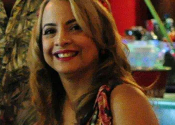 A empresária Nágila Dourado reinaugurou o Buffet Gran Reserva no estacionamento do antigo aeroporto