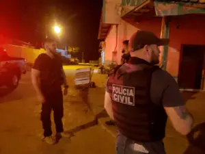 Polícia prende integrantes de facção que cobravam 'mensalidades' de comerciantes