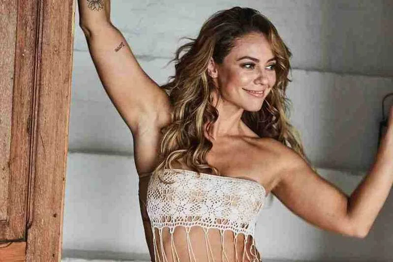 Paolla Oliveira rebate comentário em foto de biquíni: “Machismo”