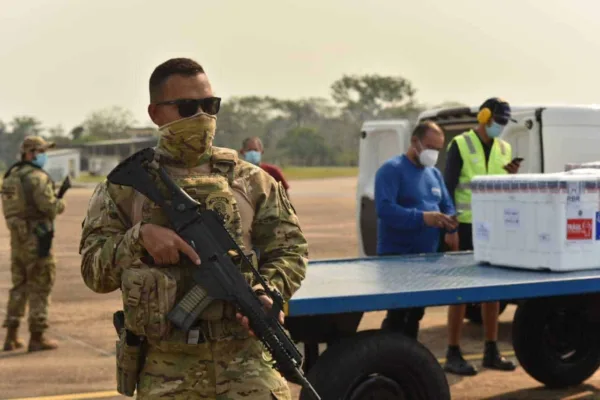 novo lote, vacinas, covid-19, coronavirus, acre, aeroporto