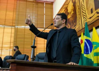 'Demoraram todo esse tempo iludindo essas pessoas', lamenta Roberto Duarte sobre aprovados no cadastro de reserva da Polícia Civil