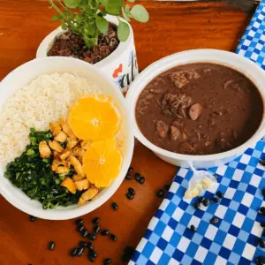 Perfil do Instagram ajuda mais de 500 empresas de alimentação durante a pandemia