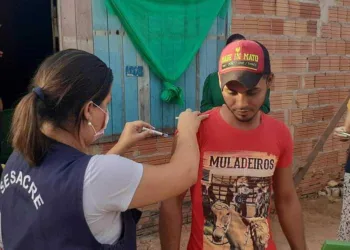 caravana, vacinação, covid-19, placido de castro, xapuri