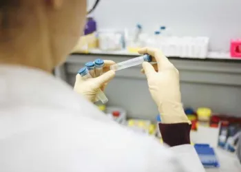 laboratório, análise, covid-19, dna