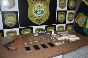 Casal é preso por tráfico de drogas e posse ilegal de arma de fogo