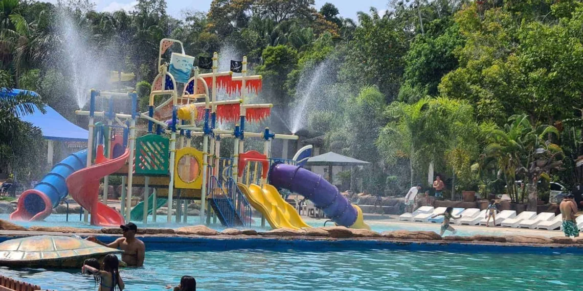 O Cacoal Selva Park é um complexo de entretenimento dentro da selva e fica localizado em Cacoal, Rondônia