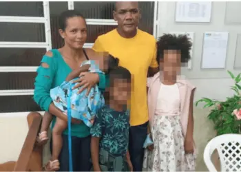 Família reunida (Foto: Reprodução/Juruá em Tempo)