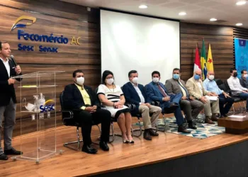 No Dia Mundial do Turismo, instituições recebem embaixador do Peru no Brasil