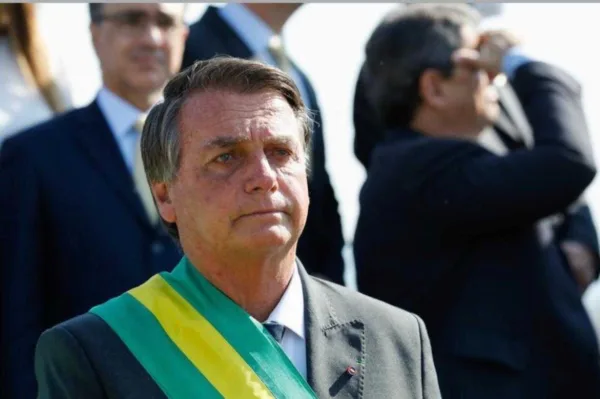 Bolsonaro: 'Eu sou imbrochável até que se prove o contrário'