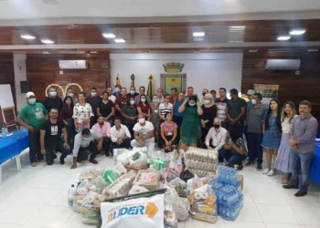 Em Assis Brasil, projeto LIDER do Sebrae realiza doação à Cáritas Diocesana