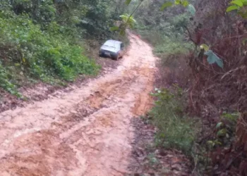 Trafegabilidade nos ramais fica impossível no período chuvoso (Foto cedida)