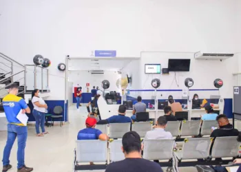 Detran/AC realiza mutirão de atendimento para renovação de carteira de habilitação
