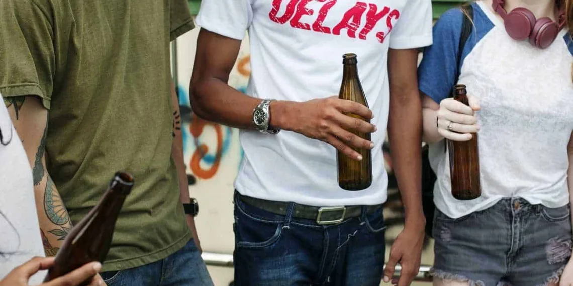 Teens drinking beer
