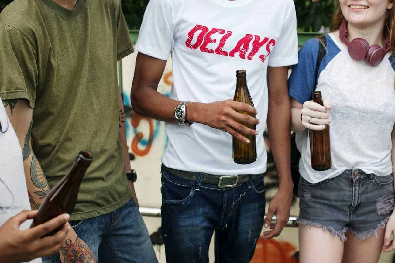 Teens drinking beer