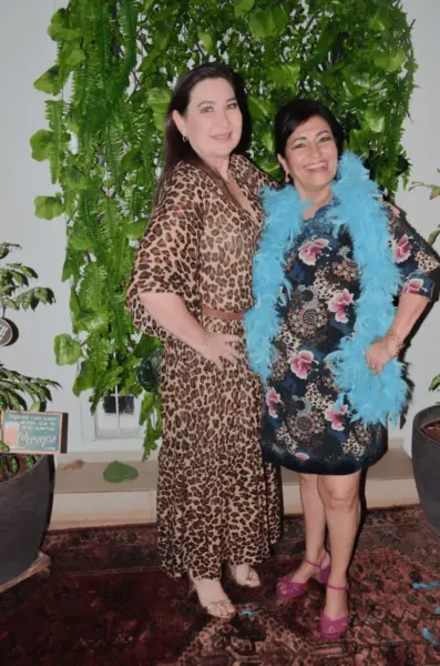 A psicóloga Isabelle Lavocat, mega querida por sua legião de amigos, foi paparicada no último dia 08 por seus pais e irmãs em Brasília 12 A psicóloga Isabelle Lavocat, mega querida por sua legião de amigos, foi paparicada no último dia 08 por seus pais e irmãs em Brasília