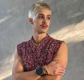 João Guilherme publica álbum de fotos em festa após polêmica com Jade Picon e detalhe rouba a cena
