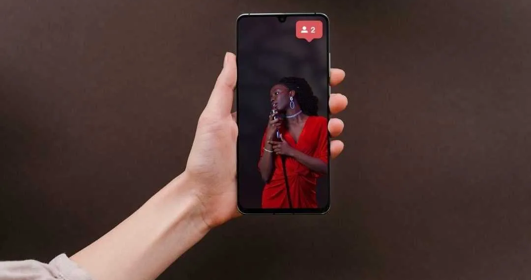 Com remuneração de até R$ 2,5 mil, FGB abre credenciamento para artistas se apresentarem online