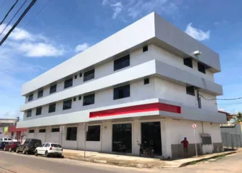 Câmara de Rio Branco concede título de cidadão honorário a mais de 20 pessoas; veja nomes