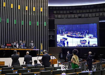 Bancada do Acre fica dividida em votação da PEC que previa mudanças no Conselho Nacional do Ministério Público