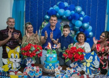 Rosana e Igor Biancard receberam os amigos  dia 11 de outubro no salão de festa do condomínio Matisse