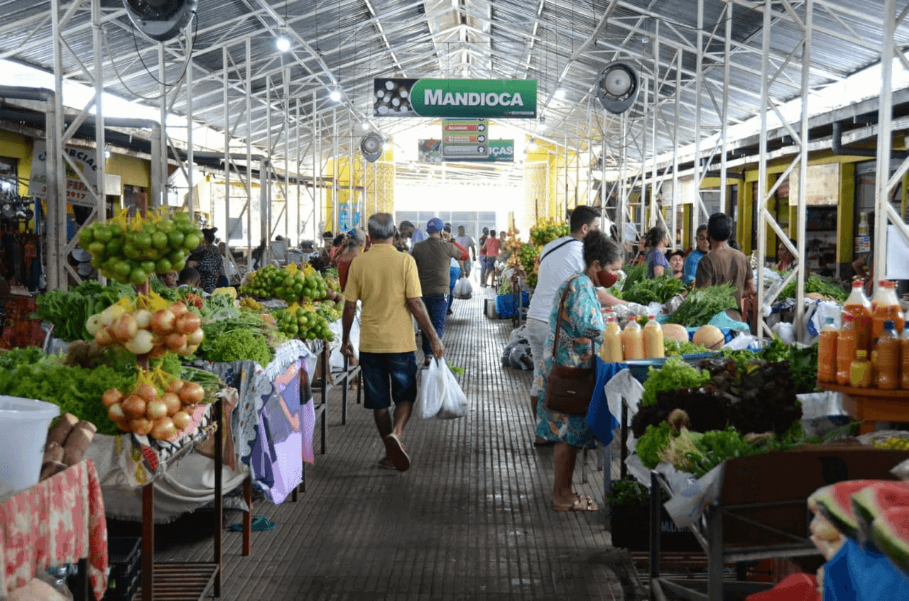 Mercado dos colonos (Foto: Dell Pinheiro)