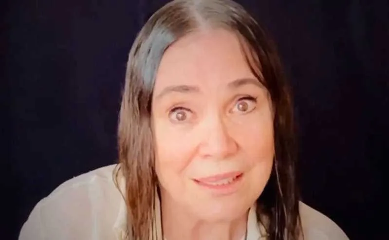 Regina Duarte é detonada na web após declaração sobre o Dia da Consciência Negra: 'Não está bem da cabeça'