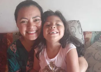 Mãe de Maria Flor reencontra filha e agradece o apoio dos internautas