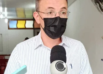 O tema tem que ser tratado com urgência, pois é uma situação emergencial", enfatizou Léo de Brito (Foto: Dell Pinheiro)