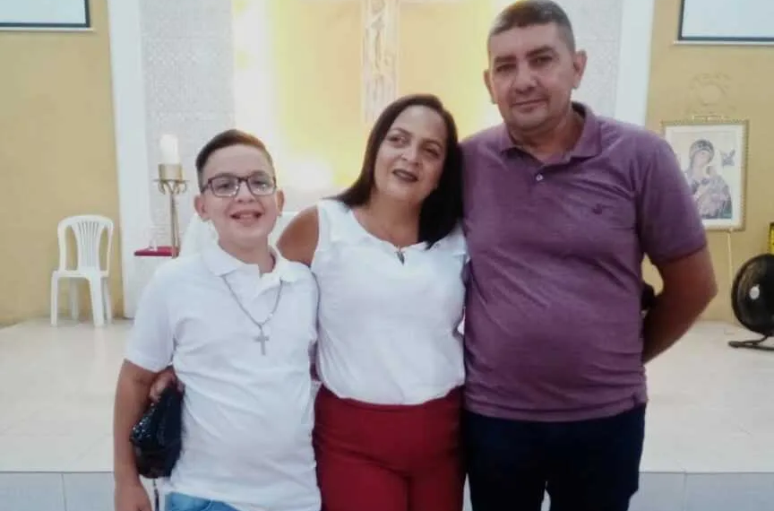 "Poderia ter perdido ele", lamenta mãe que pede ajuda para custear tratamento do filho com meningite