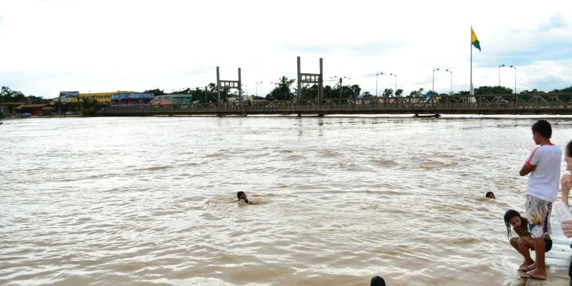 Rio Acre  (Foto: Dell Pinheiro)