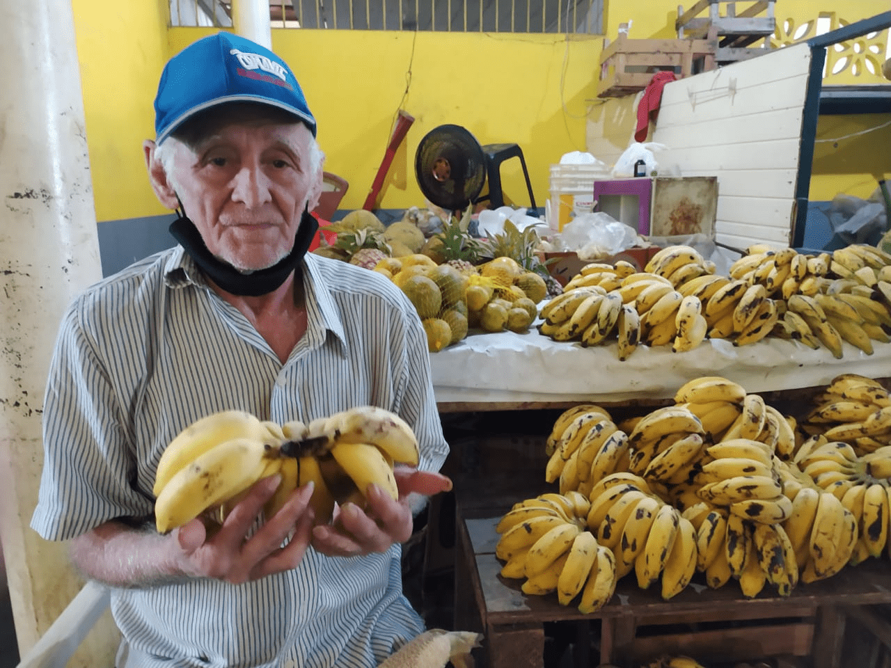 preço banana (Foto: Dell Pinheiro)