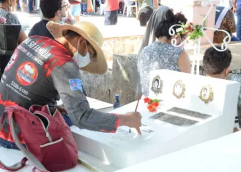 Cemitérios de Rio Branco devem receber mais de 50 mil visitantes no Dia dos Finados
