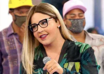 Gloria Groove se emociona após homenagem à Marília Mendonça no Show dos Famosos: "Dei o meu melhor"