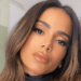 Anitta brinca com previsão para vida amorosa em 2022: "Carência"